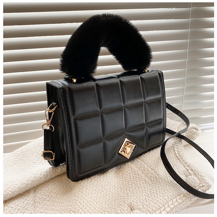 Túi Xách Nữ Đeo Chéo Đi Chơi Đẹp Quai Lông Cao Cấp