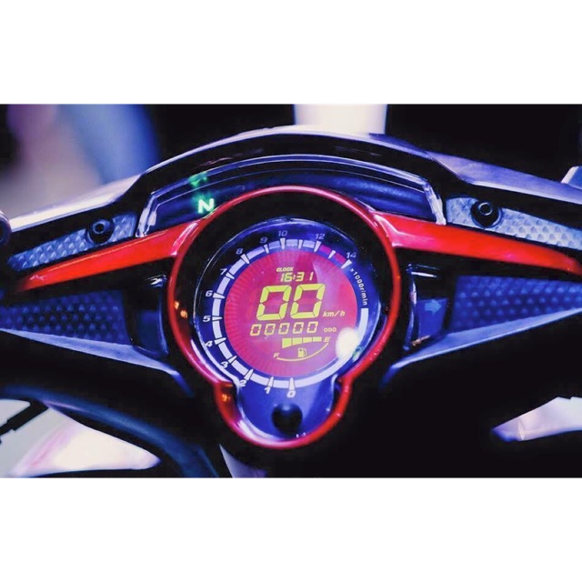 Đồng hồ Exciter