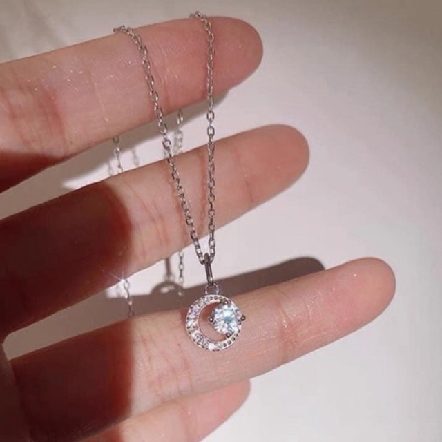 Dây chuyền nữ THJ - Dây mặt trăng ôm đá nữ tính , kiểu dáng nhẹ nhàng chuẩn bạc ta