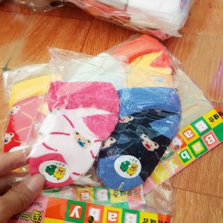 Set 2 đôi tất xù sơ sinh