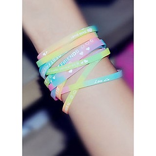 Set 2 vòng tay dạ quang phát sáng