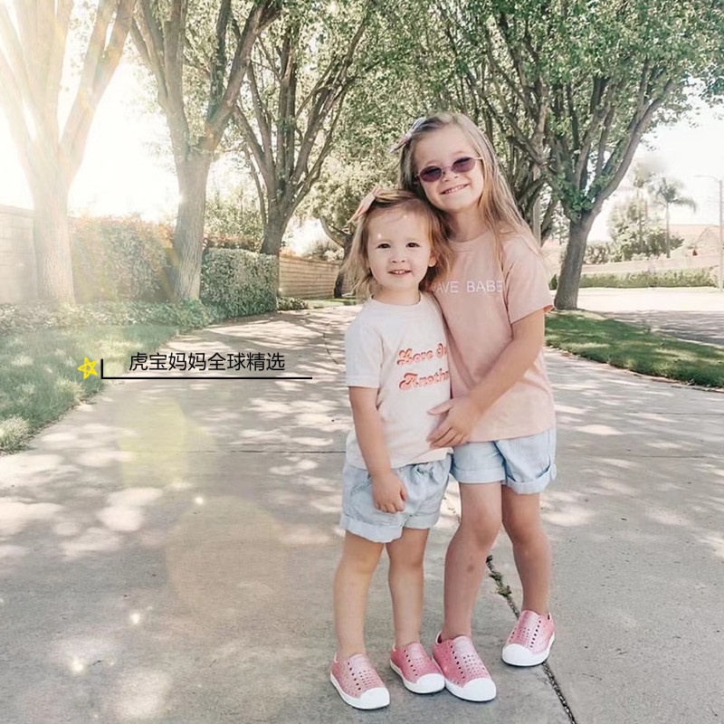 Giày Native kim tuyến loại A NA07 trang điểm thích hợp cho bé gái+free 2 cài dép+ dây giày tự chọn-ph