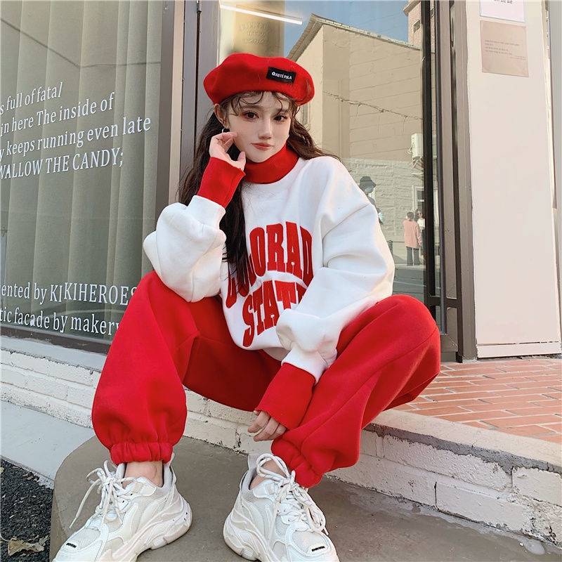 Set đồ thể thao gồm áo sweater + quần dài phong cách đường phố thời trang thu đông 2024 cho nữ