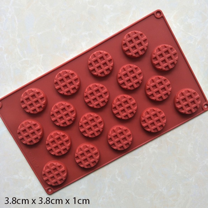 HCM - Khuôn silicon làm bánh quy bánh cookies bánh socola 18 bánh tròn kẻ sọc