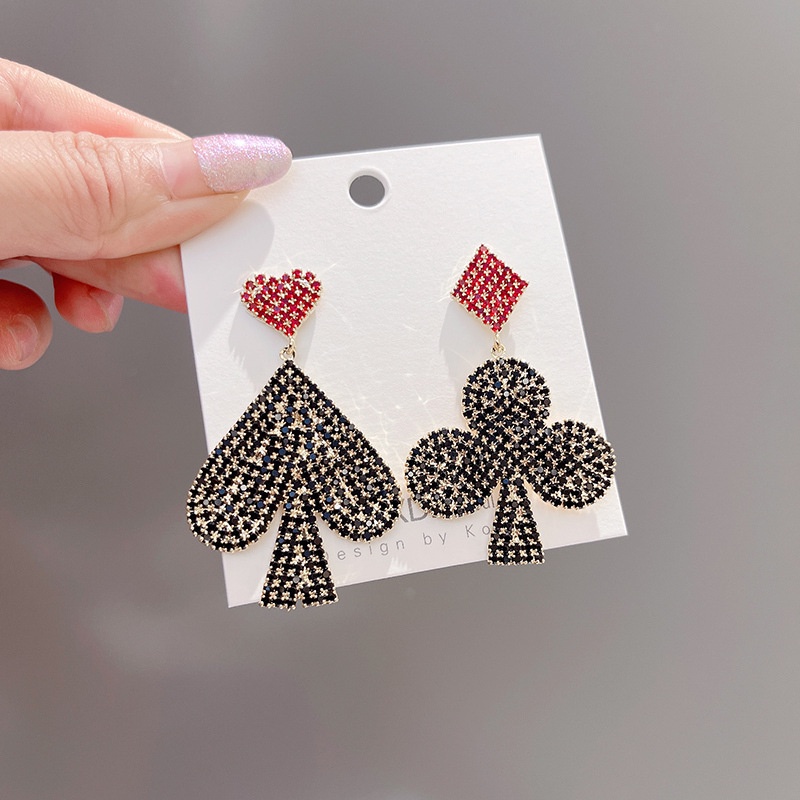 Đôi bông tai hình trái tim mạ bạc 925 xinh xắn