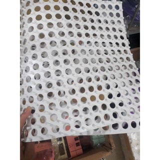 tấm lót sàn trống trượt