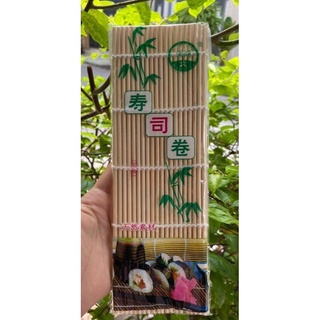 Mành tre cuốn sushi
