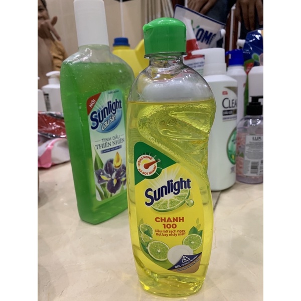 Nước rửa chén Sunlight chanh chai 400g