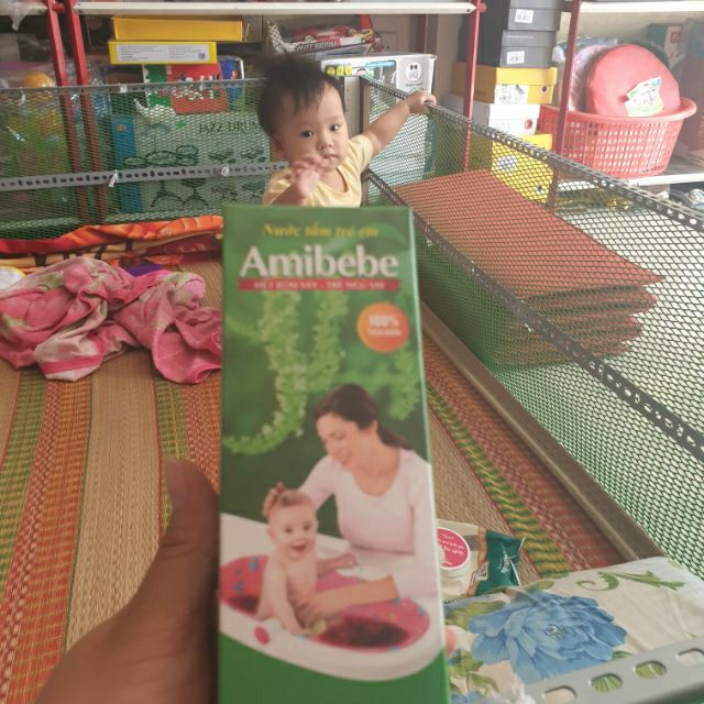 AMIBEBE nước tắm ngừa rôm sảy.