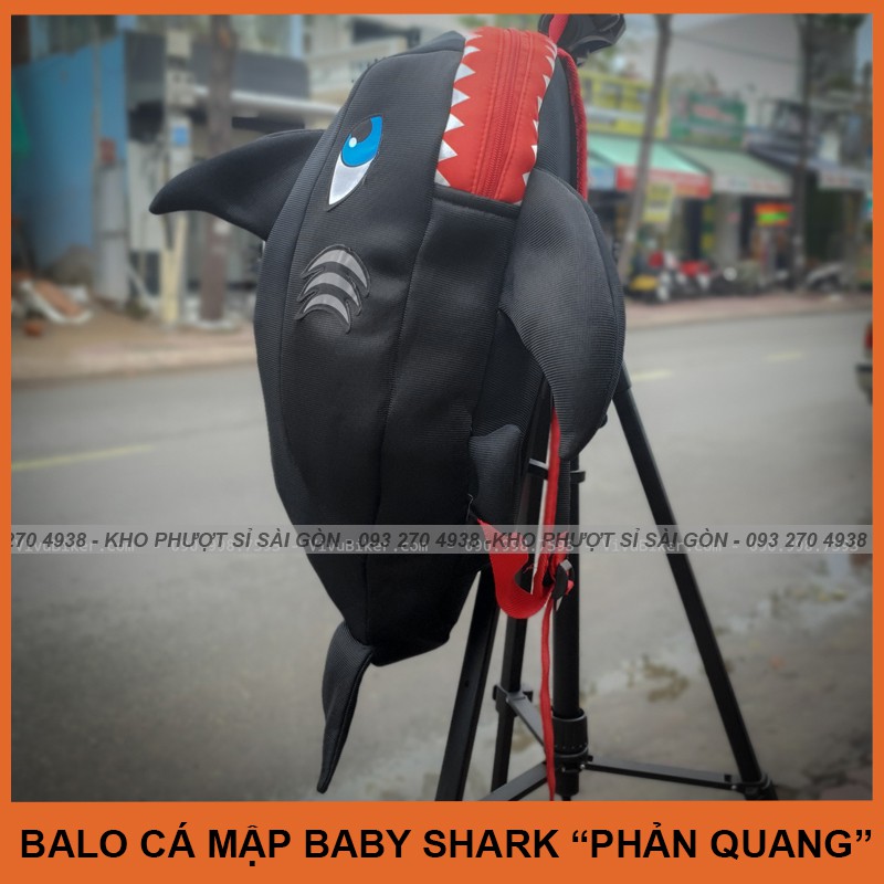Balo cá mập phản quang đựng mũ bảo hiểm fullface chính hãng SWAT - Balo phản quang cá mập 3D đi phượt