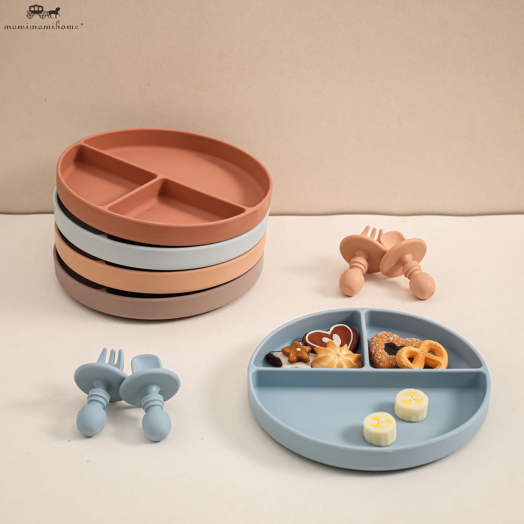 Set dụng cụ bàn ăn Mamimamihome gồm 3 món bằng silicon màu trơn không chứa BPA dùng giáo dục cho trẻ sơ sinh tập ăn