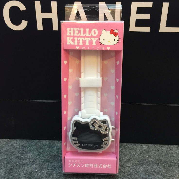 Đồng hồ đèn led Hello Kitty chống nước 7 màu