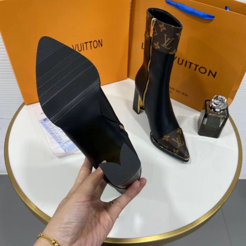 H(ẢNH THẬT) Boot 9p Cổ Thấp Khoá Hông Da Mềm Êm Fullbox Bill Túi Hãng Cao Cấp