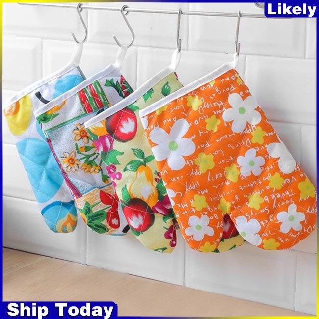 Set 2 găng tay cách nhiệt bằng polyester cotton dày dặn dùng cho lò vi sóng