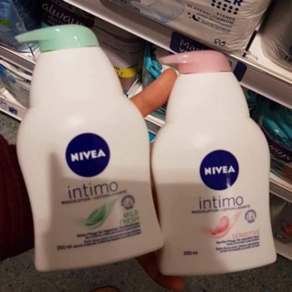 Dung dịch vệ sinh phụ nữ NIVEA