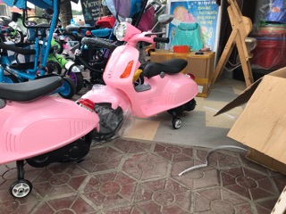 Xe máy điện vespa 83