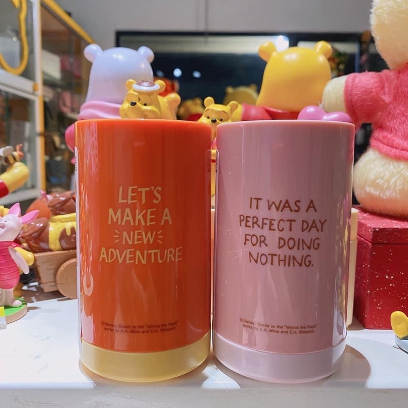 Hộp đựng tăm bông dạng nhấn Pooh Piglet