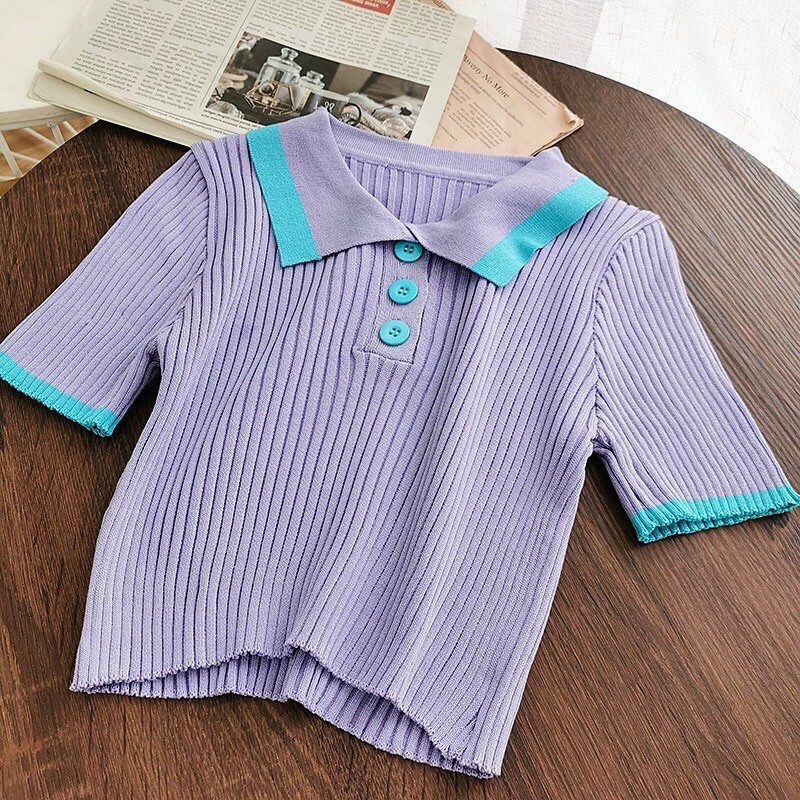 Áo len mongtoghi croptop viền cúc ngực