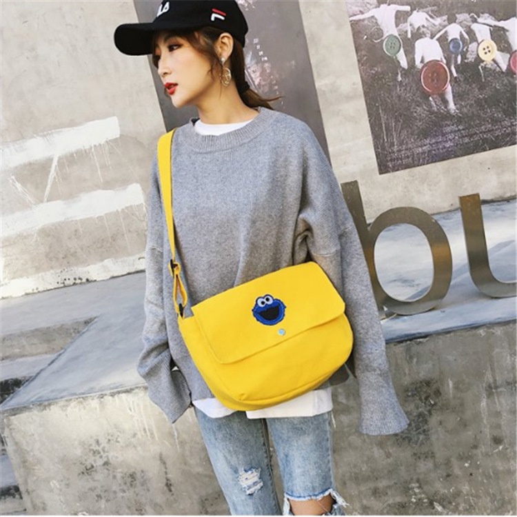 Ba Lô Du Lịch Vải Canvas Họa Tiết Hoạt Hình Phong Cách Hàn Quốc Mới Cho Nữ