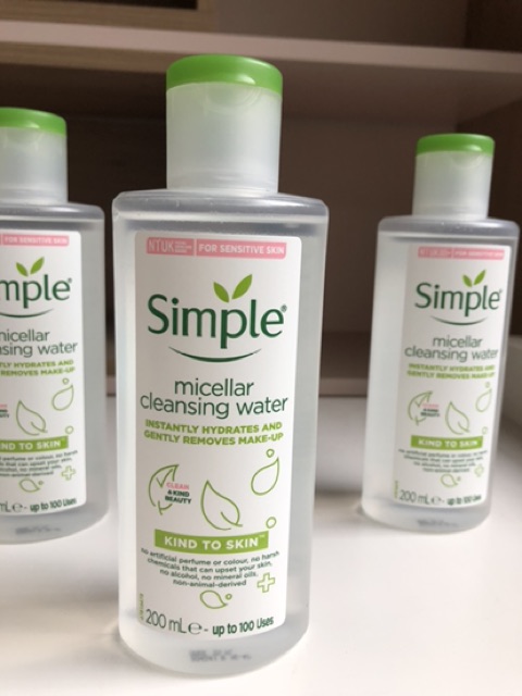 Nước Tẩy Trang Simple Kind To Skin Micellar Cleansing Water