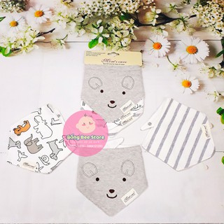 Set 3 yếm Momcare cho bé