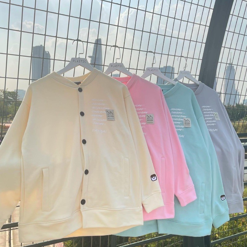 [Mã SKAMA06 giảm 8% tối đa 50K đơn 250K] Chiếc áo khoác tháng 3