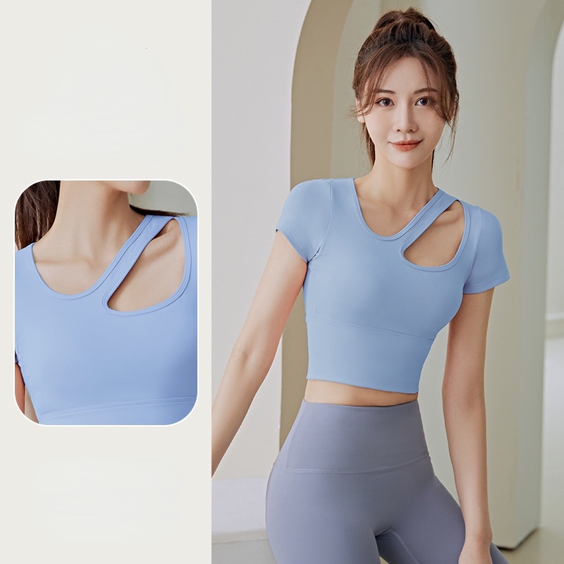 Áo Thun Thể Thao Mỏng Thoáng Khí Có Miếng Đệm Ngực Thời Trang Cho Nữ