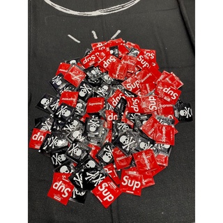 KHĂN ƯỚT SUPREME VÀ BAPE