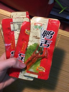 Lưỡi vịt cay trung quốc