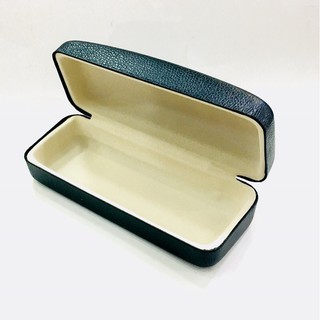 Hộp Đựng Kính MODEL Da ( màu ngẫu nhiên )