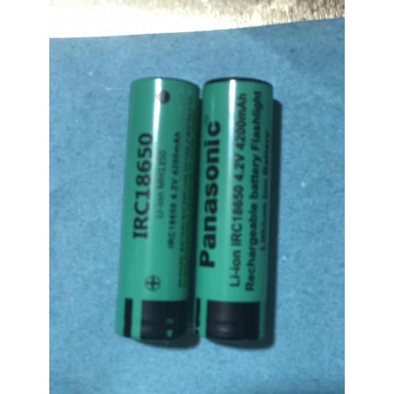 Pin panasoni IRC 18650 4.2V 4200mah đầu bằng