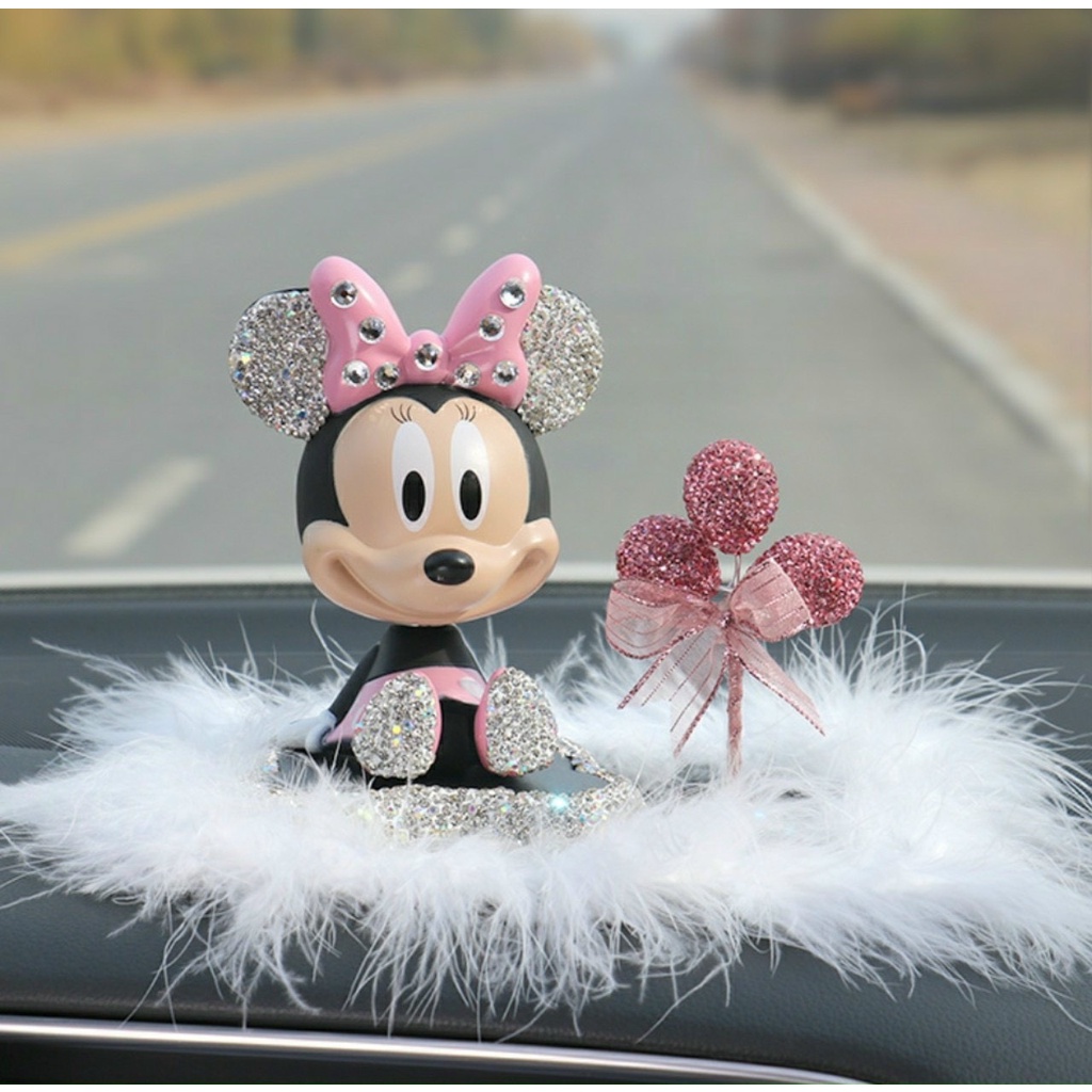 Chuột micky + cây bóng đá trang trí taplo xe cực đáng yếu và ngộ nghĩnh