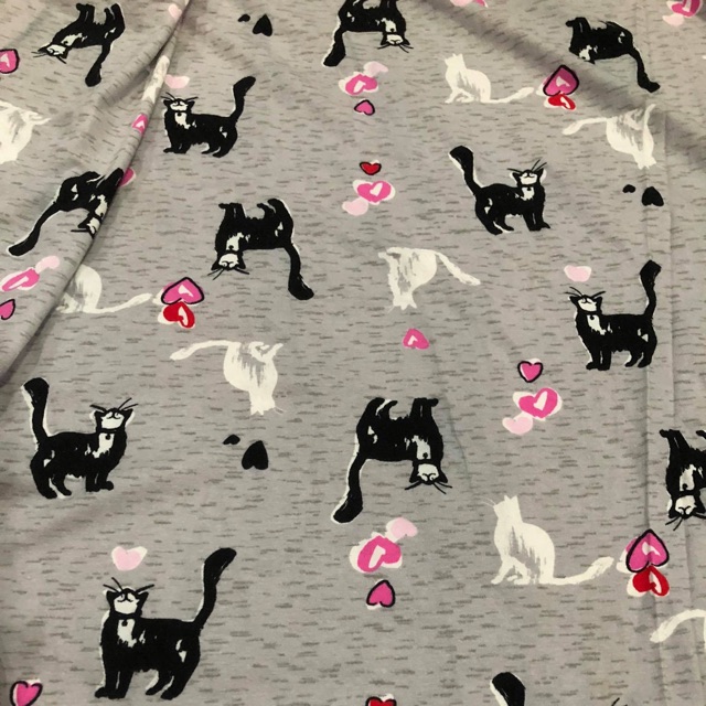 Vải sét combo chị Hiền Trinh gồm 4 mảnh vải thun cotton mèo , phi lụa gấu , lụa dày ô , lụa mịn bông
