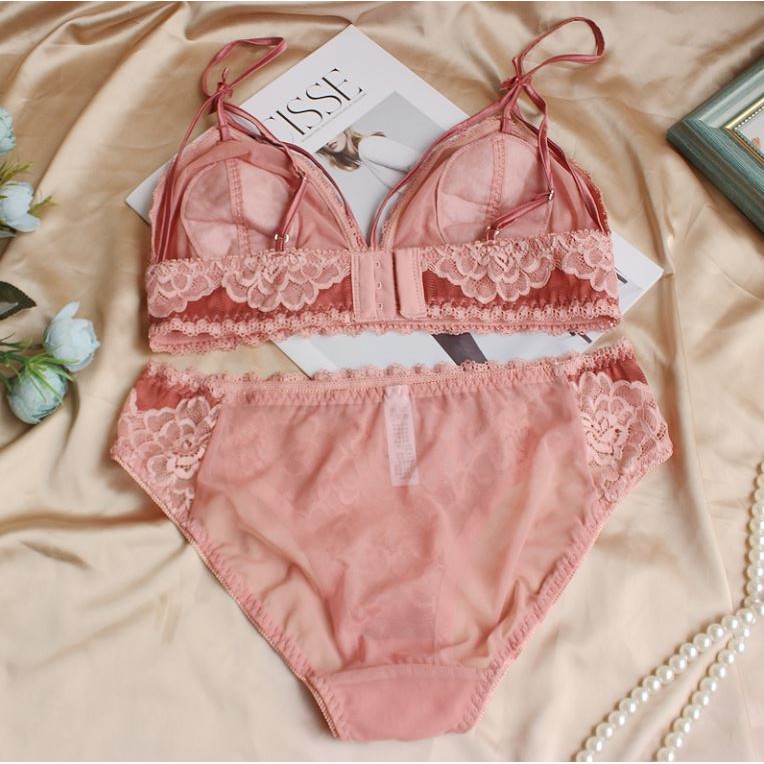 Bộ Đồ Lót Bralette Không Đệm Ren Hoa Cẩm Chướng S316
