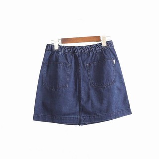 Chân váy jeans phối nút giữa