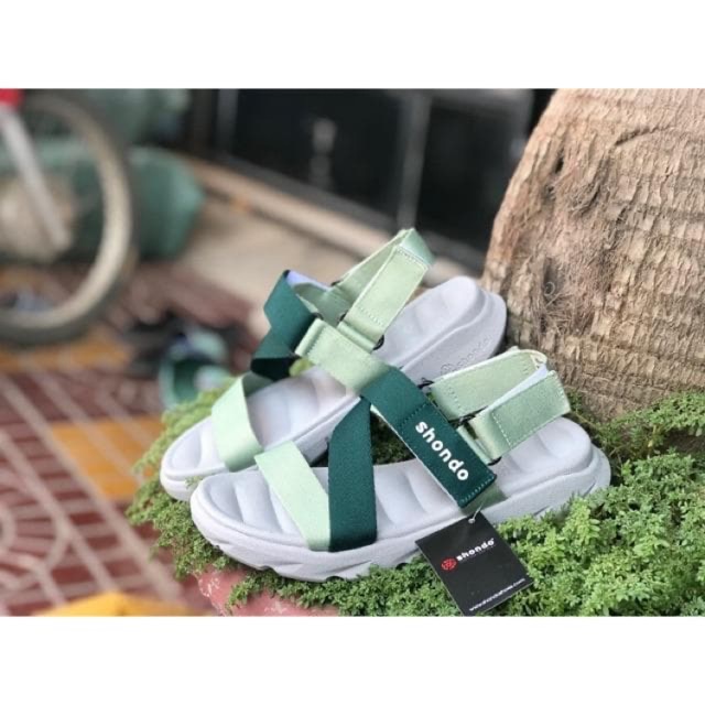 Giày sandals nam nữ Shondo phối dây xanh lá F6S2140