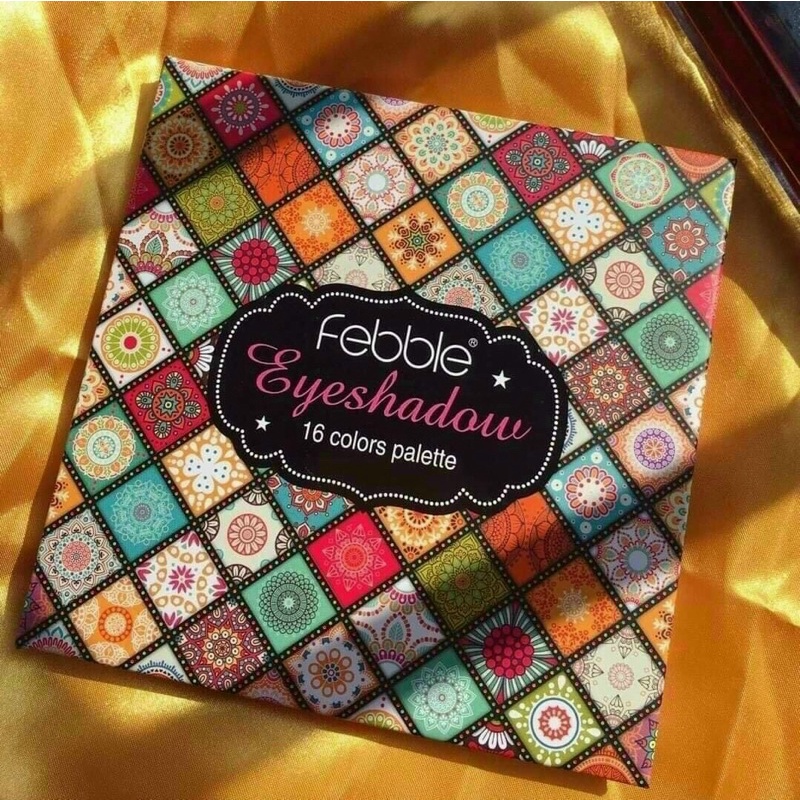 Bảng phấn mắt 16 ô mix nhũ Treeceng họa tiết hoa văn - phấn mắt nội địa trung