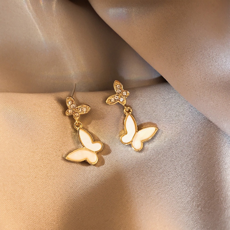 Khuyên Tai Hình Bướm Đính Đá Zircon Phong Cách Hàn Quốc