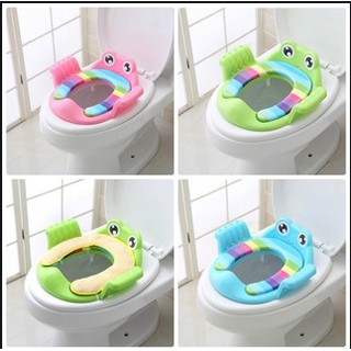 Bệ Thu Nhỏ Bồn Cầu Hình Ếch Có Tay Vịn Cho Bé Đi Vệ Sinh cho bé từ 6 tháng đến 5 tuổi