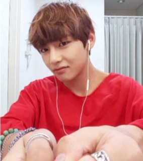 Set 5 nhẫn V BTS