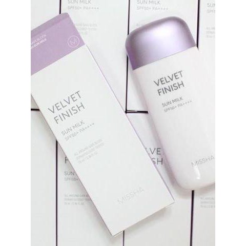 NHẬP MÃ GDAYCOS GIẢM 5000đ  Kem Chống Nắng Dạng Sữa Kiềm Dầu Missha Velvet Finish Sun Milk