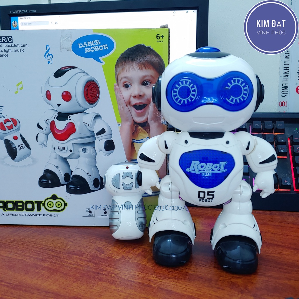 Robot điều khiển thông minh . Smart robot có chức năng tiến lùi sang ngang và nhảy múa ca hát