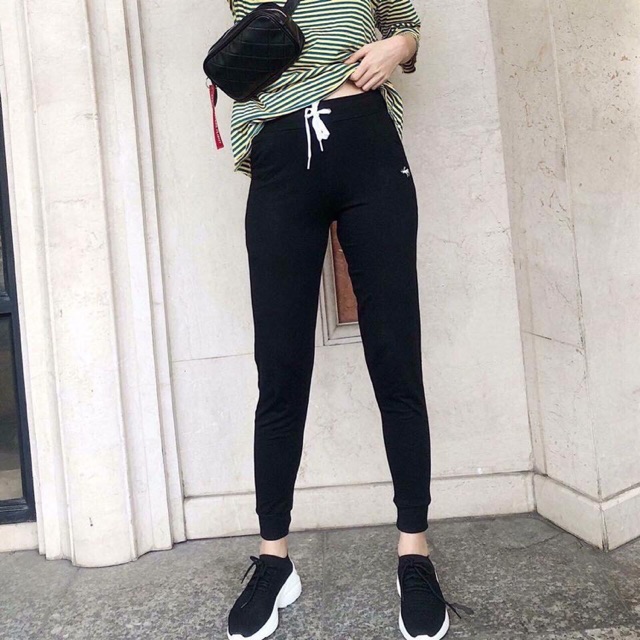 Quần Jogger da cá
