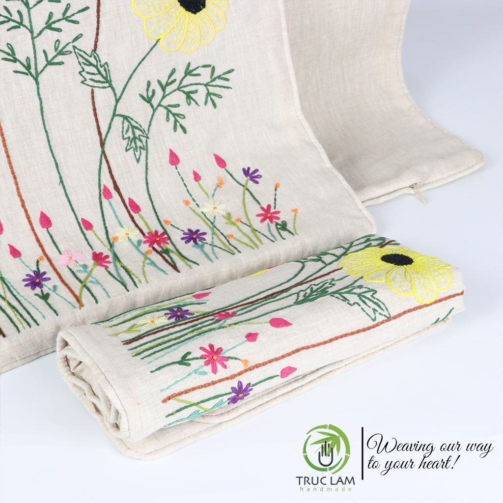 Gối/Vỏ Gối Vuông Tựa Lưng Sofa (45x45) Trang Trí Phòng Vải Linen Thêu Thủ Công Cánh Đồng Hoa Vàng – Trúc Lâm Handmade