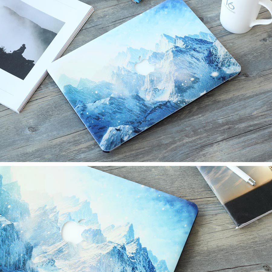 Ốp Macbook Hình Núi Tuyết (Tặng Miếng Phủ Bàn Phím Và Set Nút Chống Bụi Theo Đời Máy) | BigBuy360 - bigbuy360.vn
