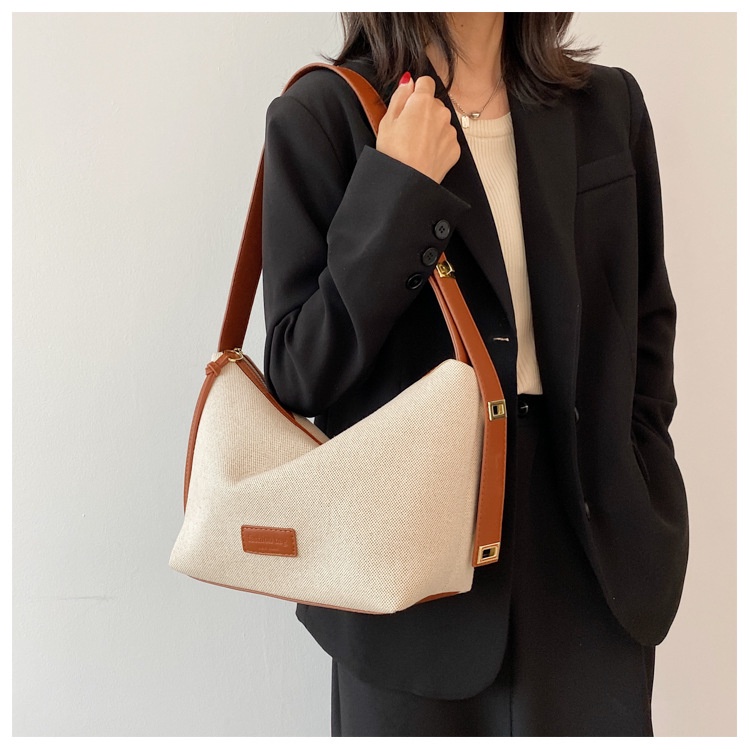 Túi đeo vai IELGY bằng vải canvas màu sắc tương phản sức chứa lớn phong cách thường ngày cho nữ