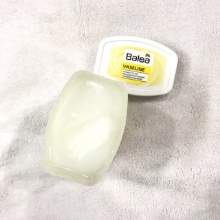 Kem chống trị nẻ Balea Vaseline