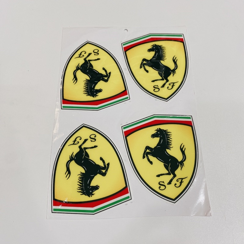 Decal tem dập nổi hình ngựa vàng Ferrari size lớn cao cấp dán xe máy, ô tô, mũ bảo hiểm chống thấm nước, chống bay màu