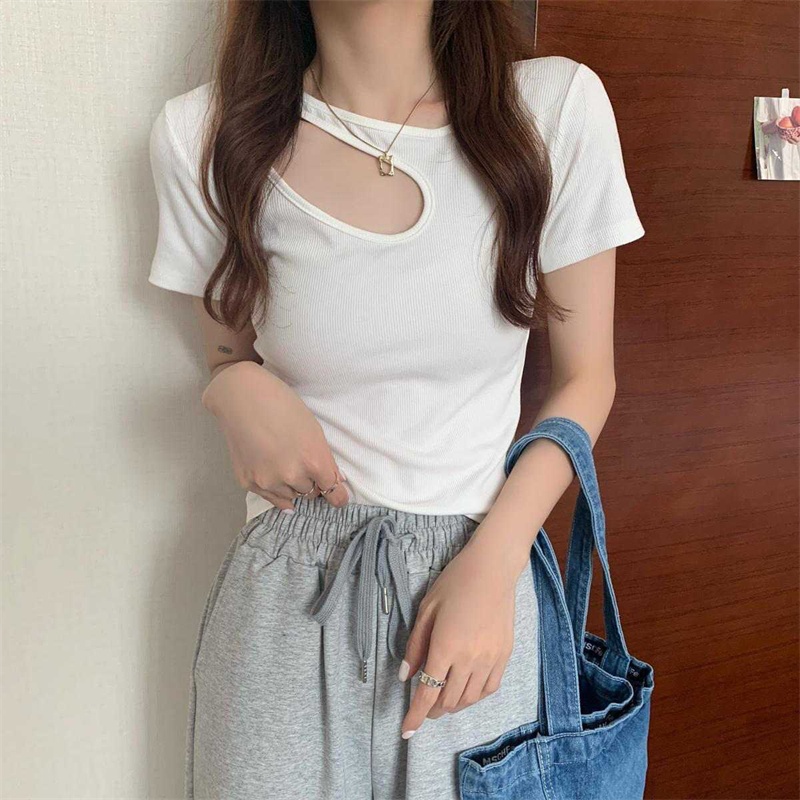 Áo thun DUNEA màu trơn khoét lỗ thời trang mùa hè cho nữ