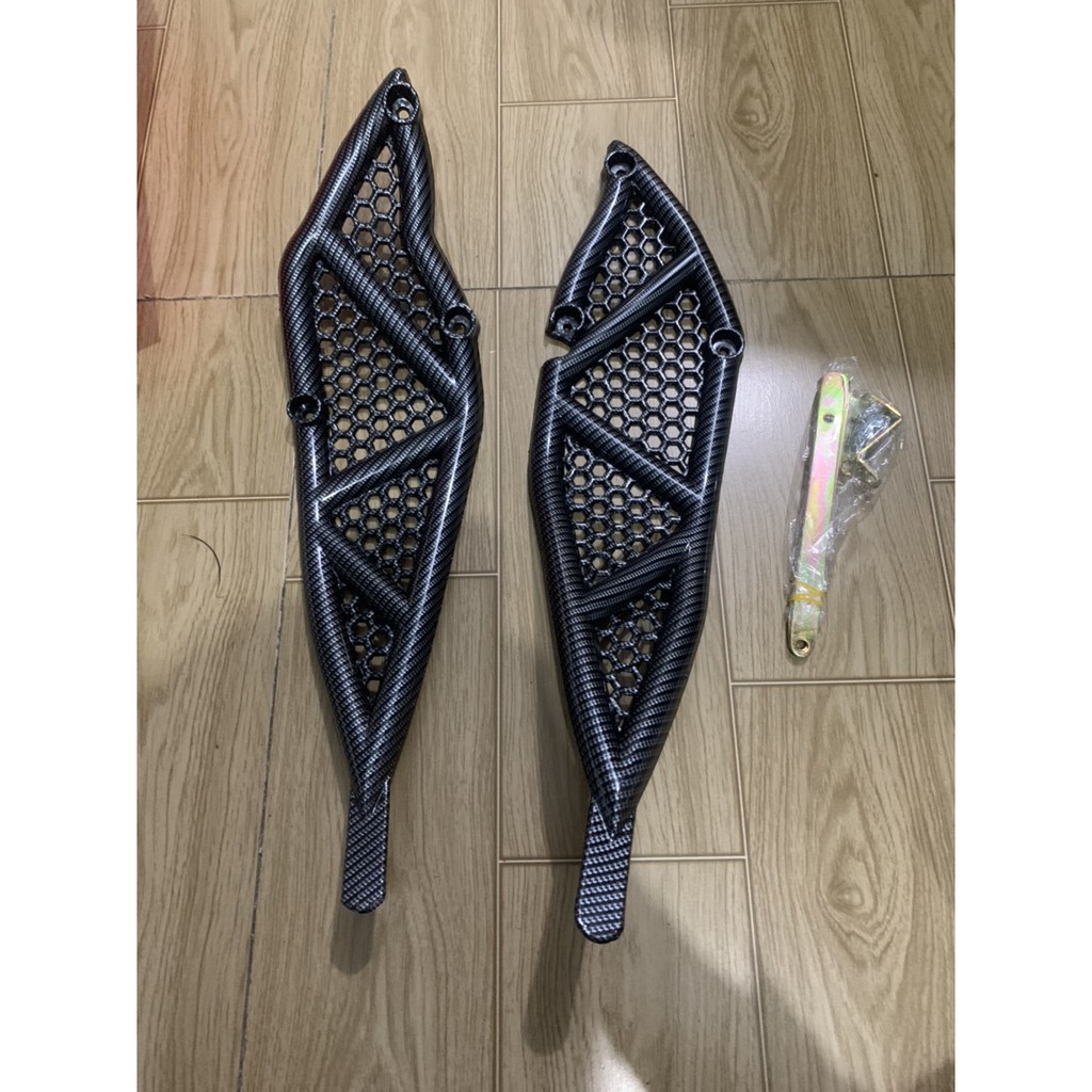 Ốp sườn xe winner X màu cacbon kiểu ducati chất liệu nhựa